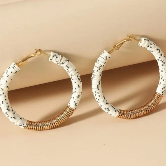 ✨ FREE Clay Beaded Hoop Peasant Minimal Modern Art Farm Boho Minimal Earrings - Picture 1 of 2